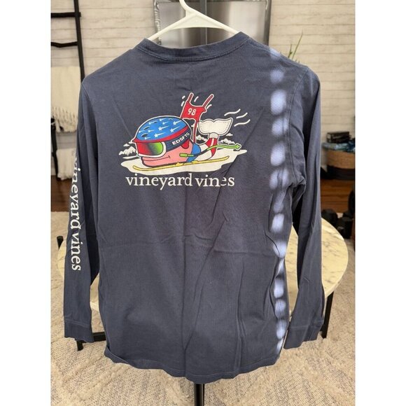 Vineyard Vines SKI RACE WHALE Long Sleeve Pocket Crew Tee Mens Size Large - Picture 2 of 8